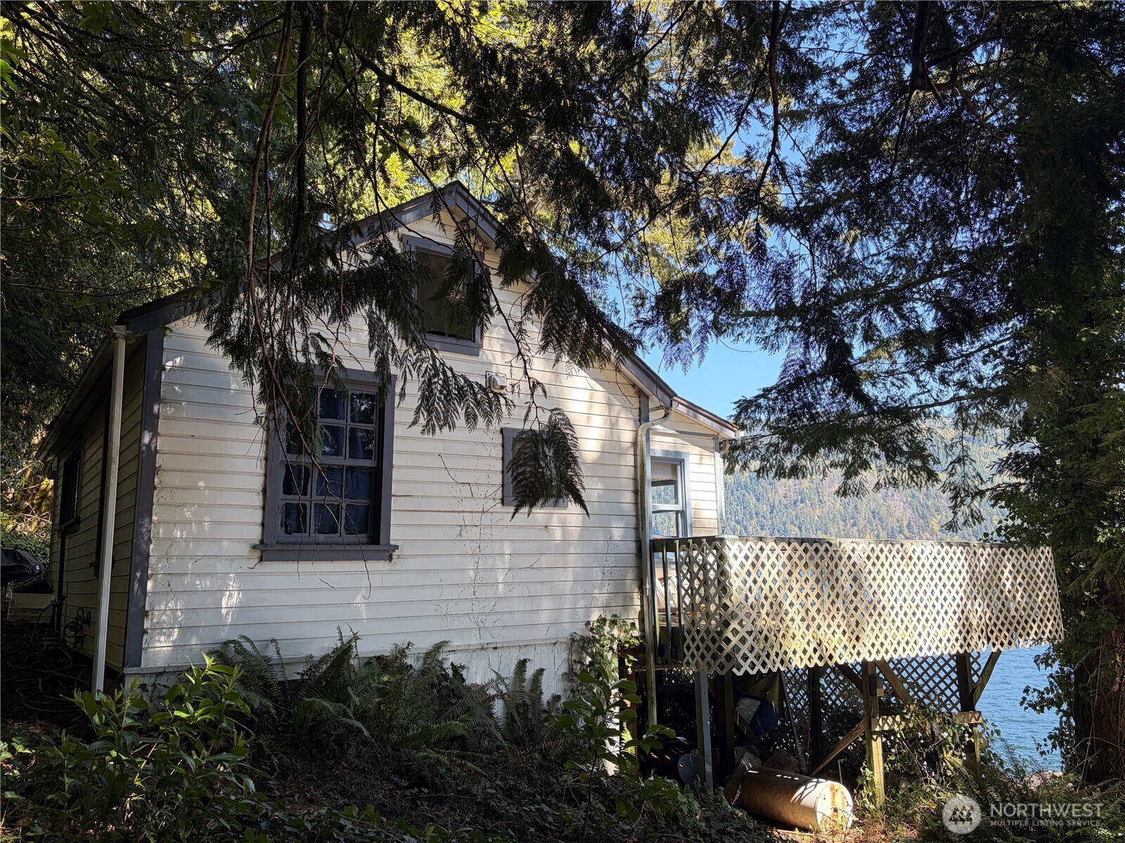 1054 Lake Whatcom Boulevard Property Photo 6
