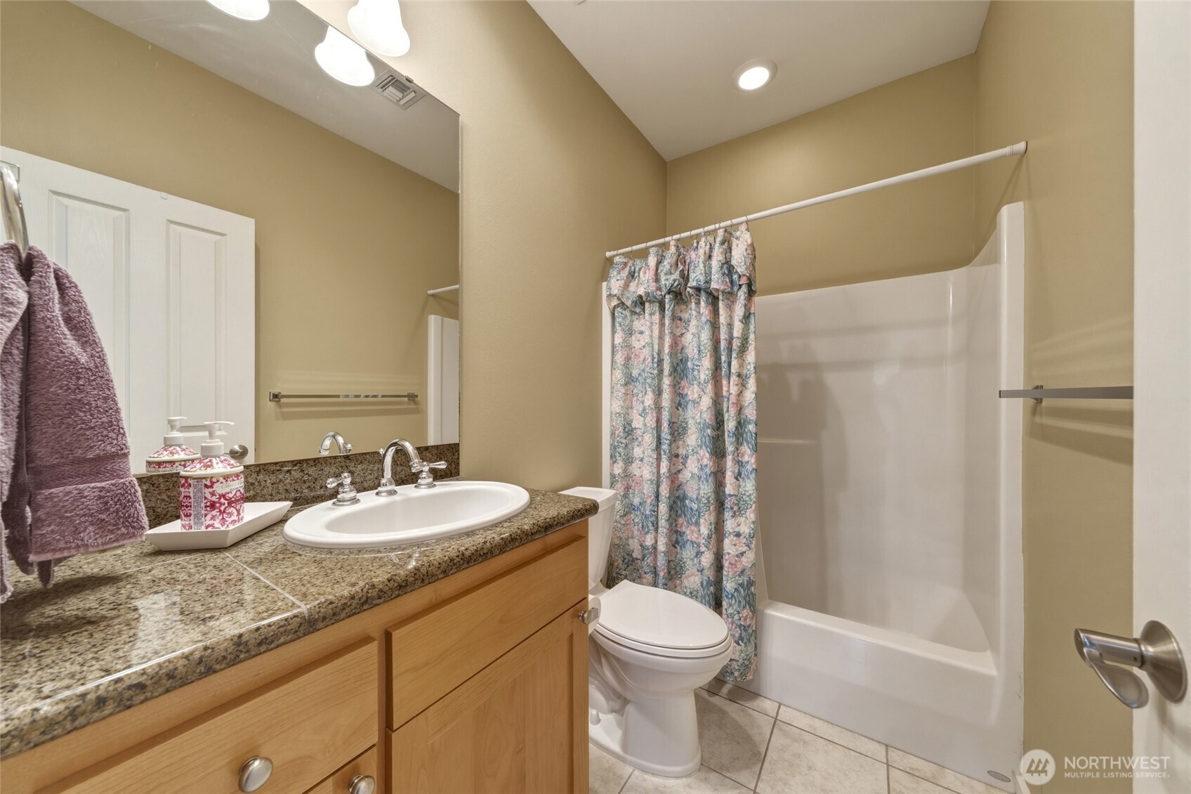 970 Se Creekside Drive Property Photo 25
