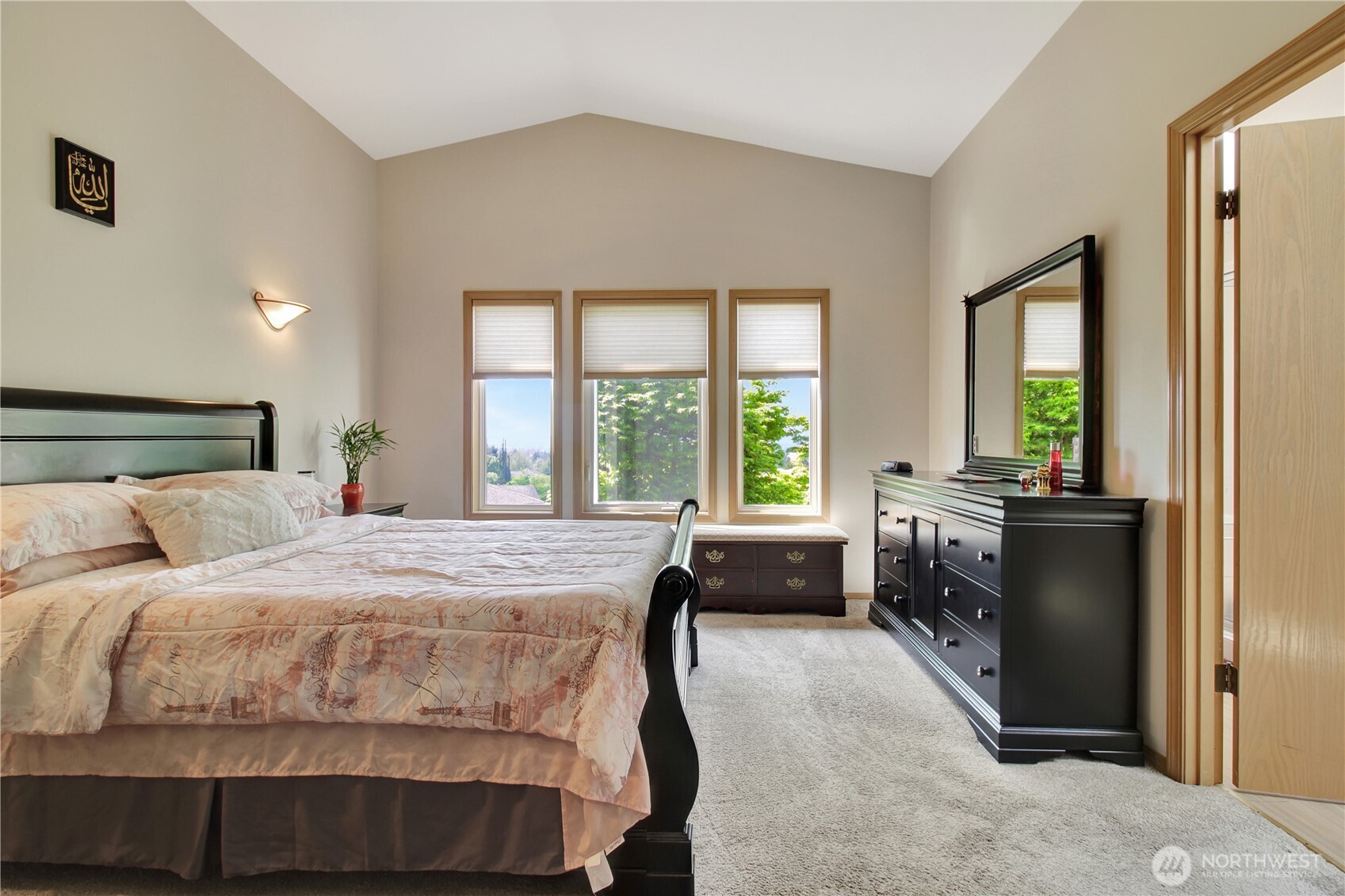 7718 78th Place Property Photo 17