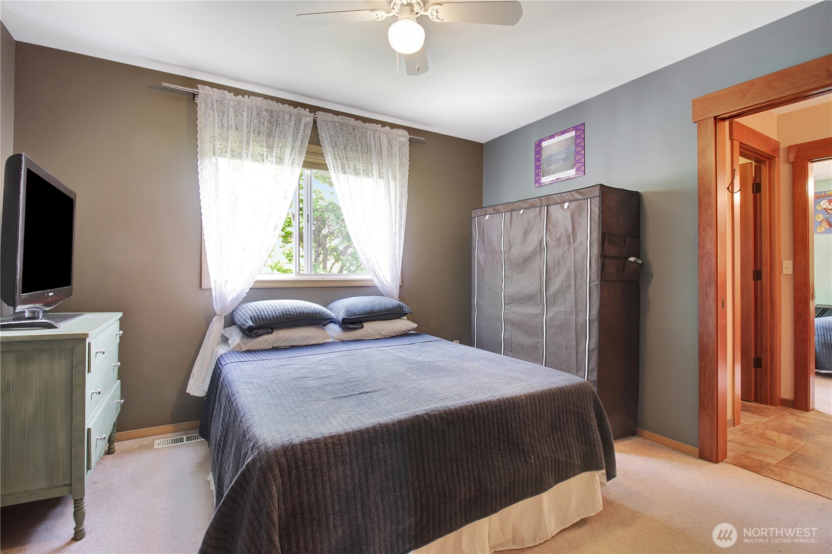 7718 78th Place Property Photo 21
