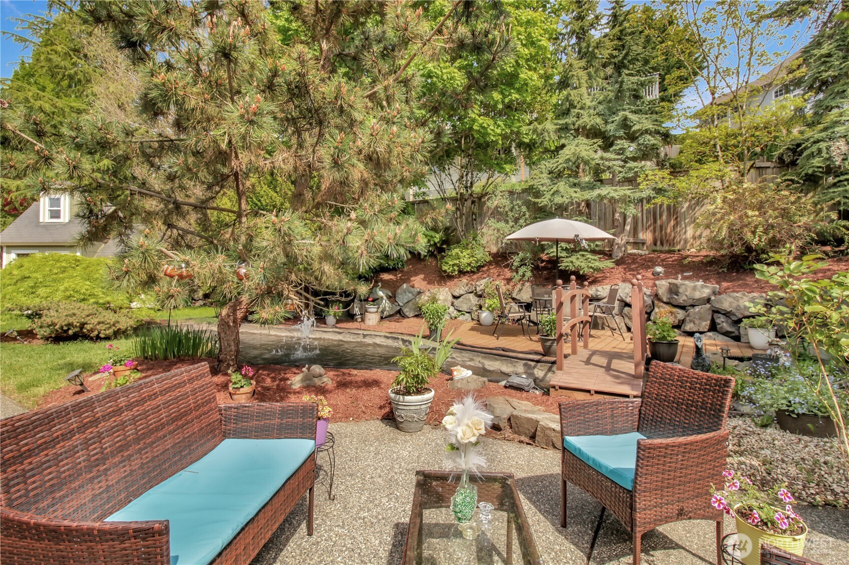 7718 78th Place Property Photo 28