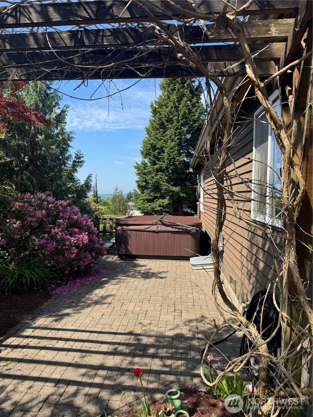 7718 78th Place Property Photo 31