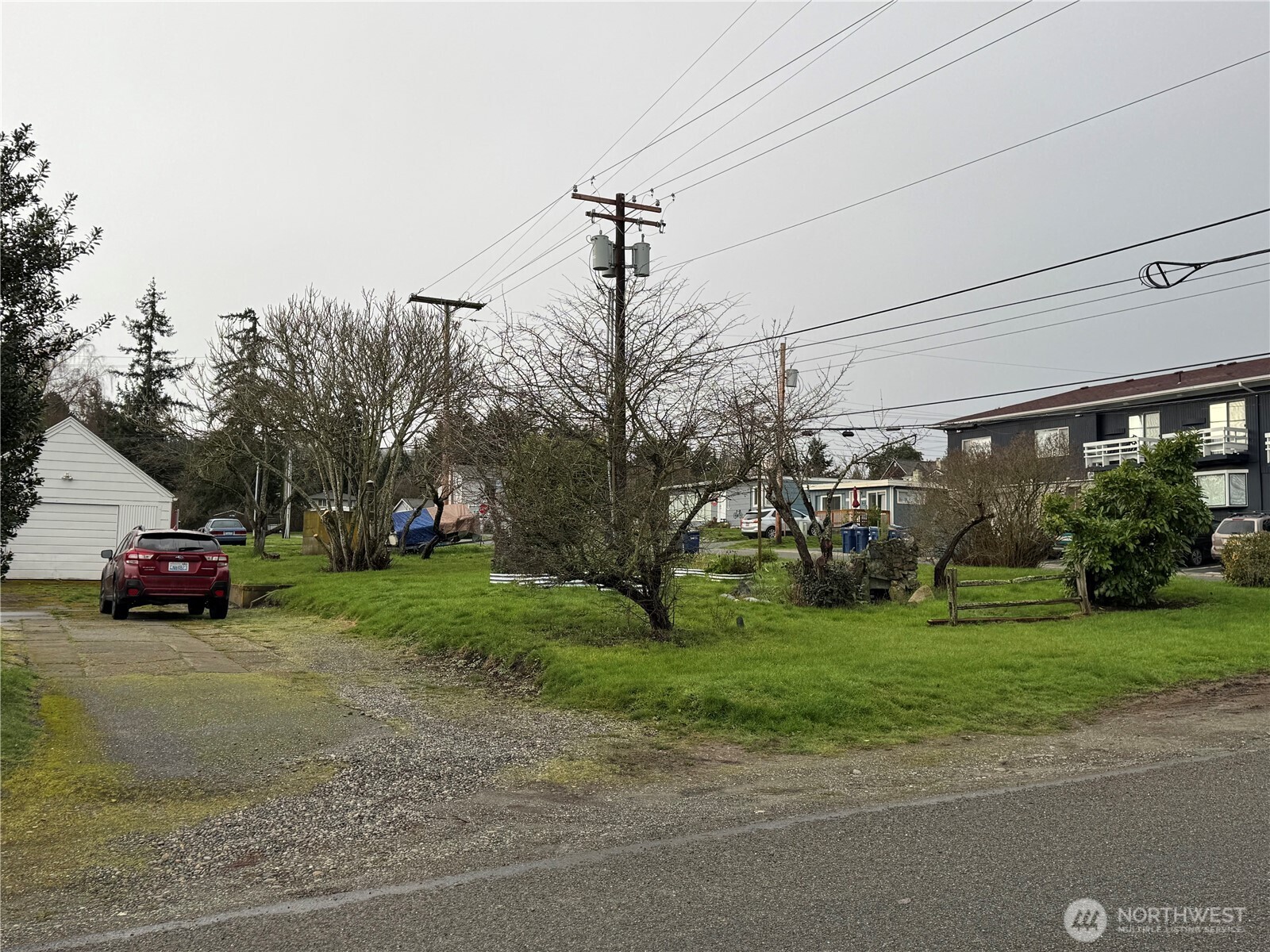 817 34th Street Property Photo 2