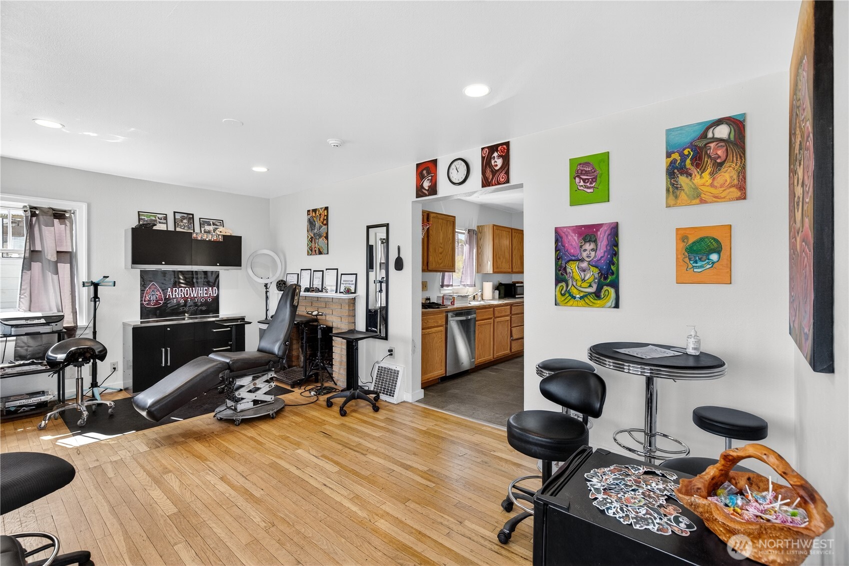 342 S Mission Street Property Photo 4