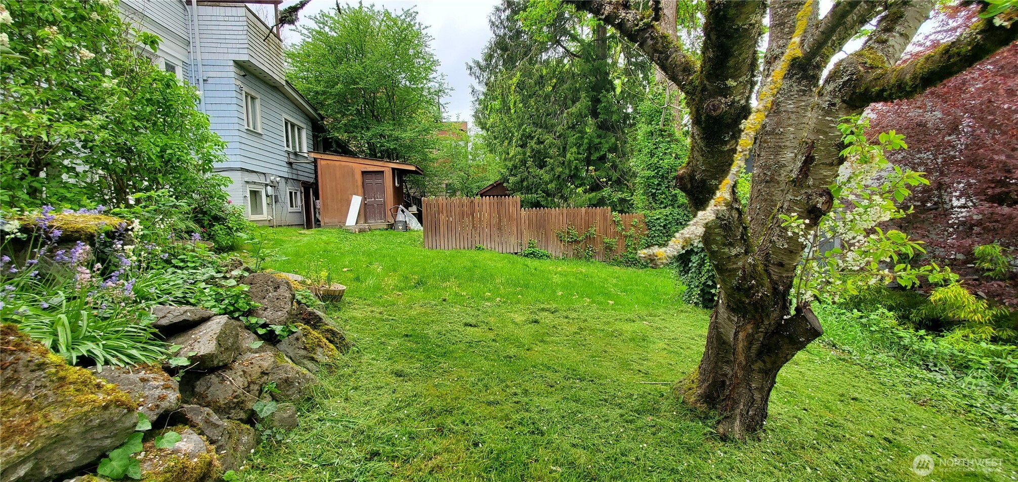 3004 E Yesler Way Property Photo 2