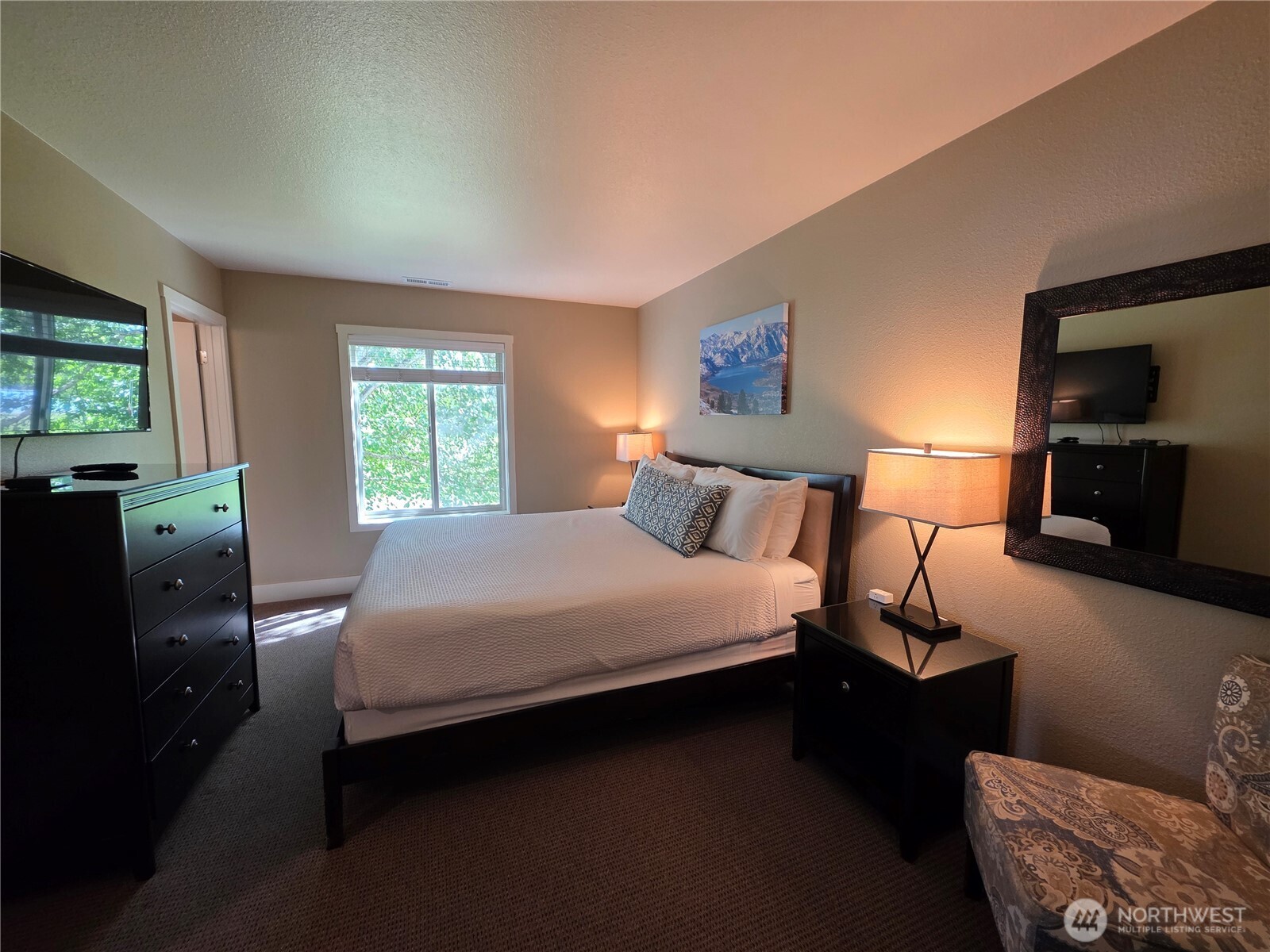 1 Beach 557-e Property Photo 14