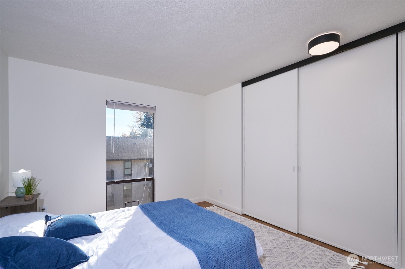 13229 Linden Avenue 403b Property Photo 10