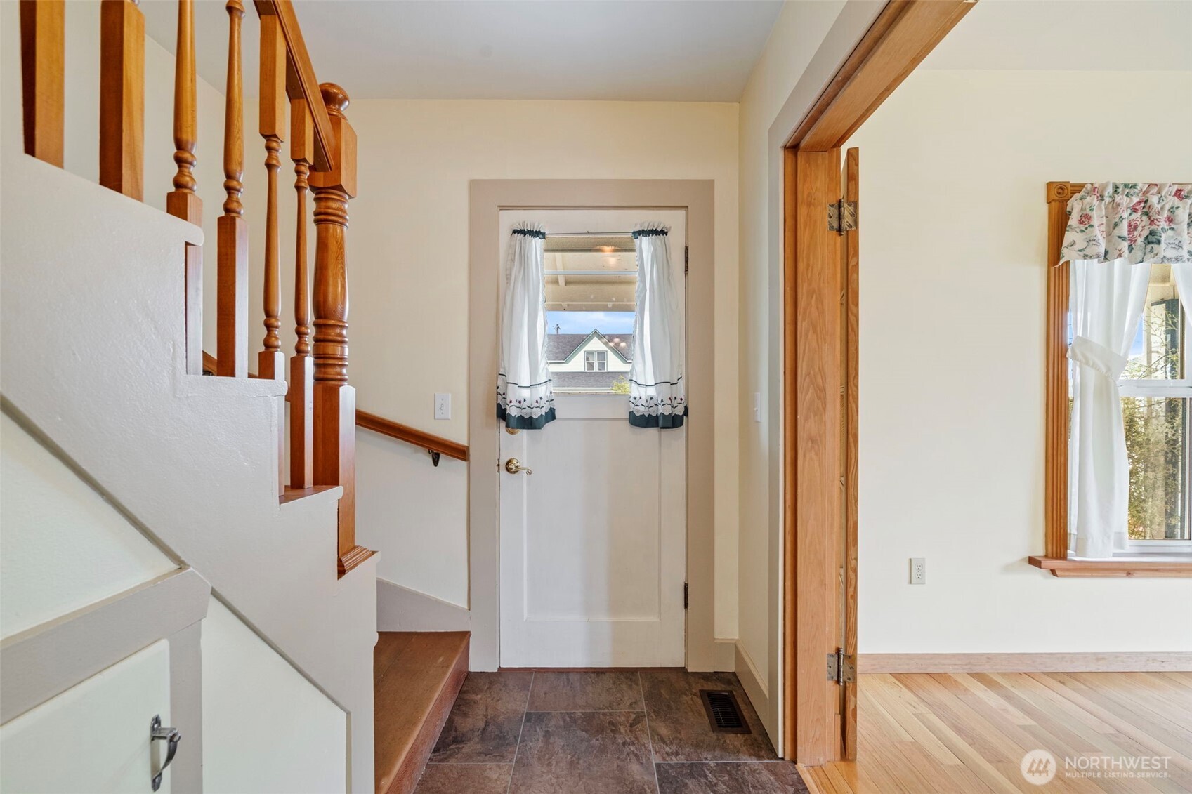 1201 N Tower Avenue Property Photo 10