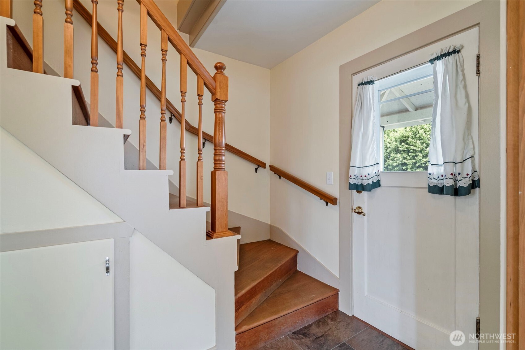 1201 N Tower Avenue Property Photo 11