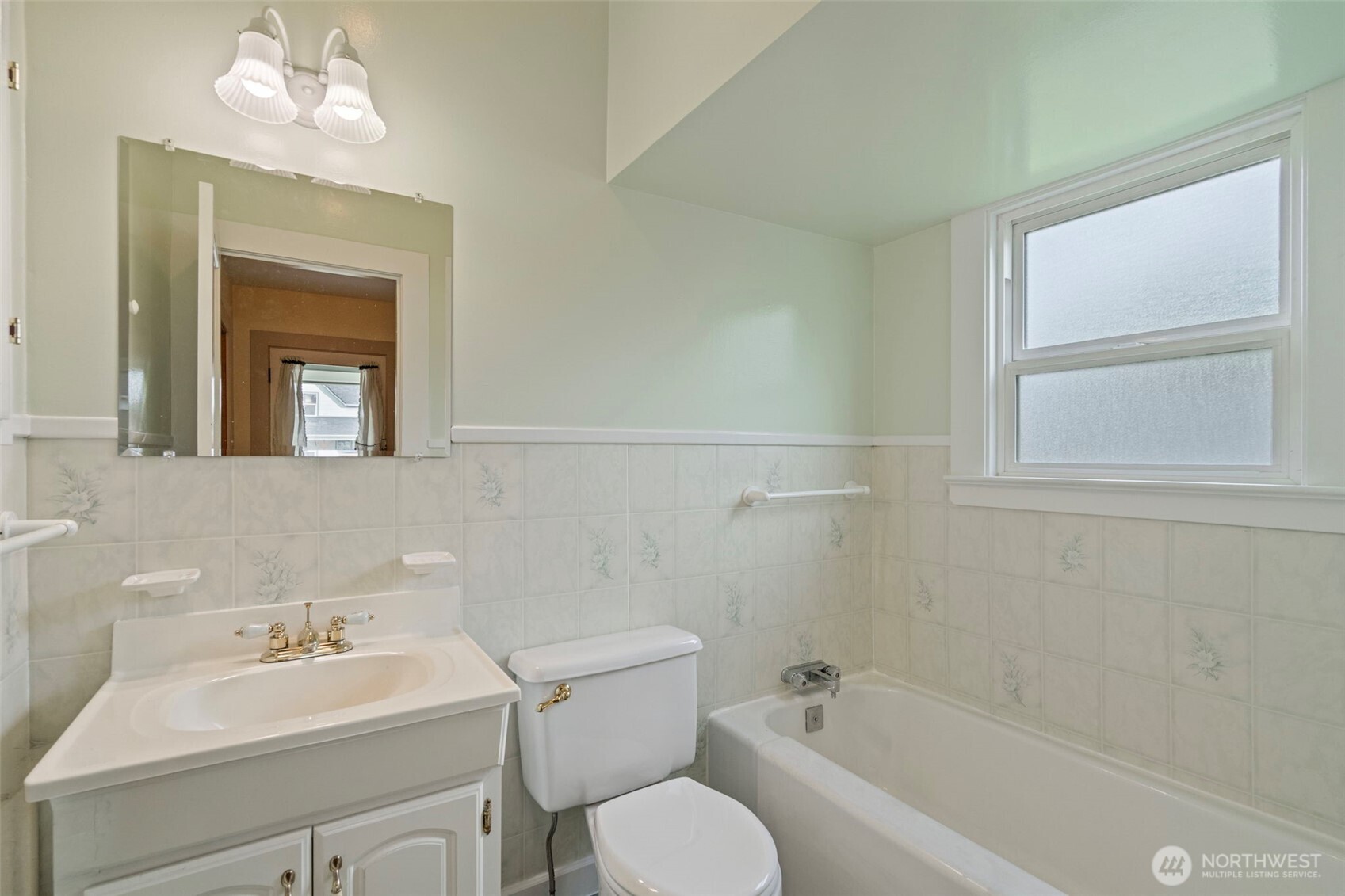 1201 N Tower Avenue Property Photo 16