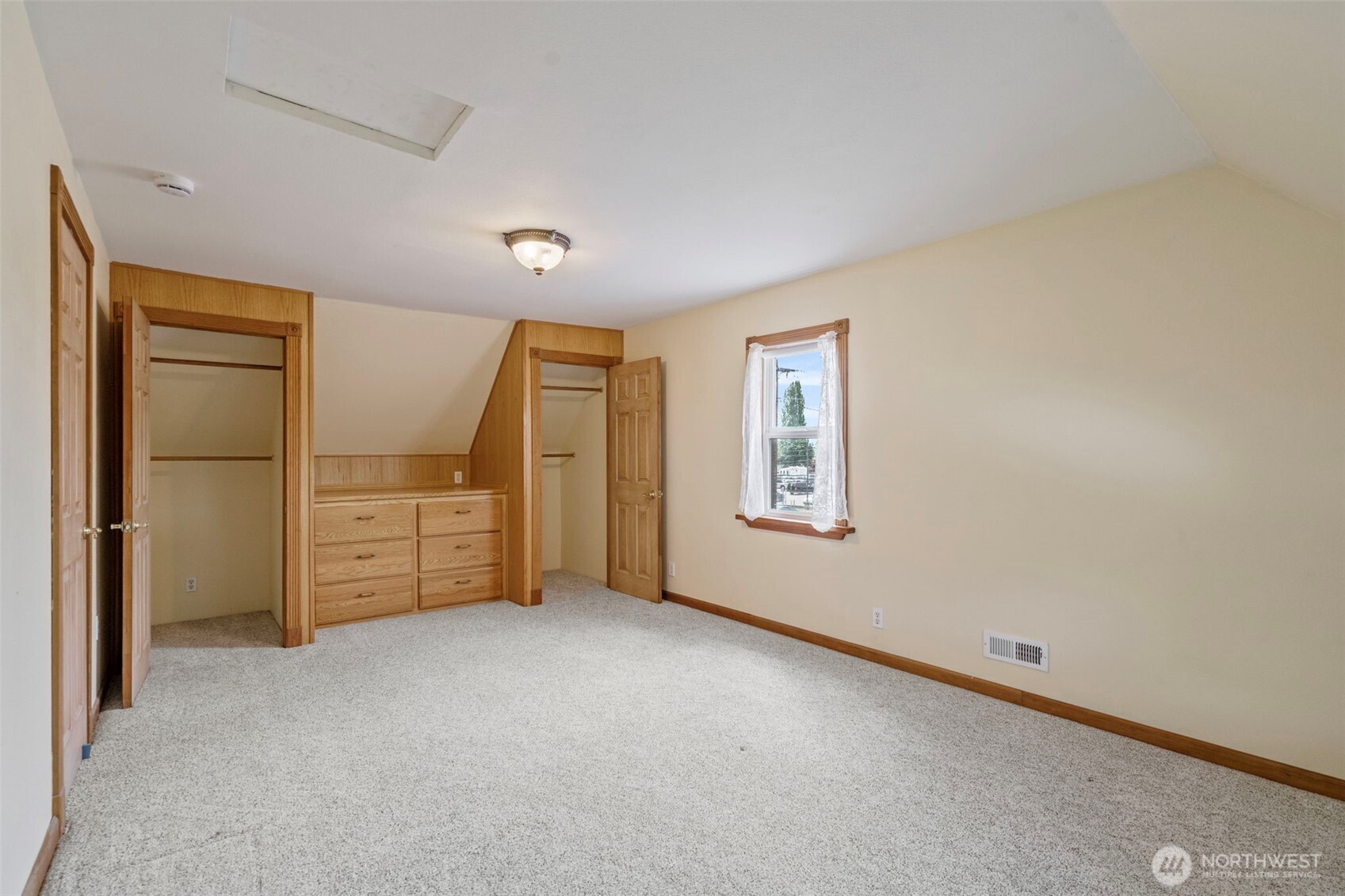 1201 N Tower Avenue Property Photo 26