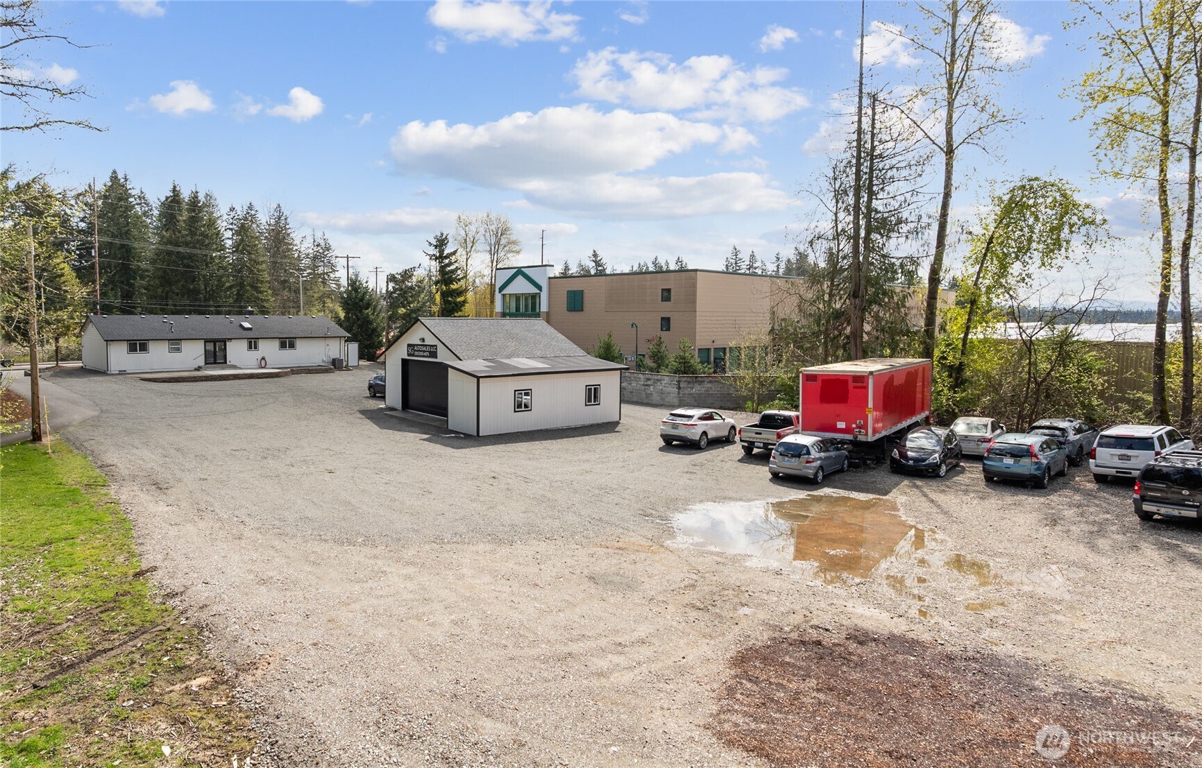 15422 Canyon Road Property Photo 4