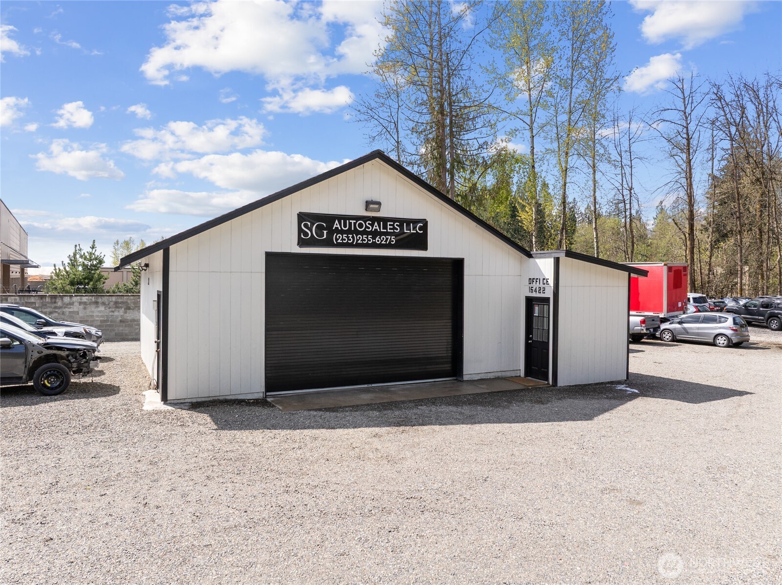 15422 Canyon Road Property Photo 5