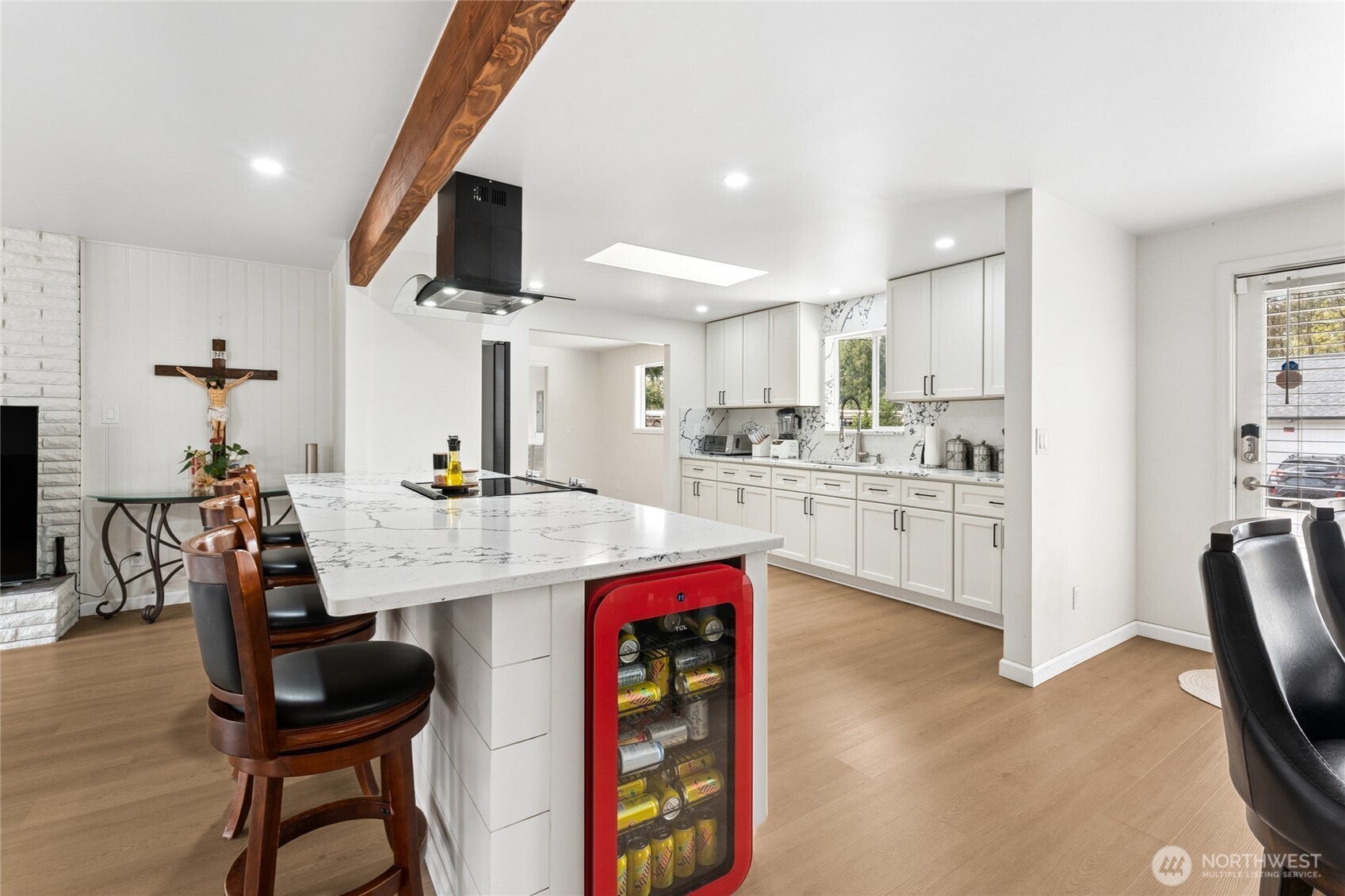 15422 Canyon Road Property Photo 15