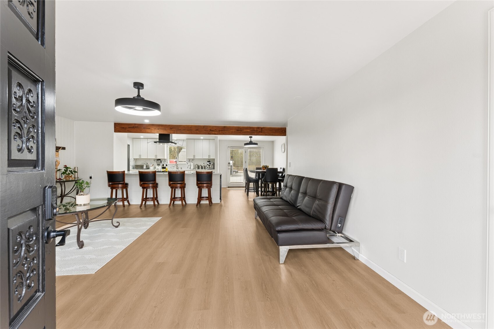 15422 Canyon Road Property Photo 16