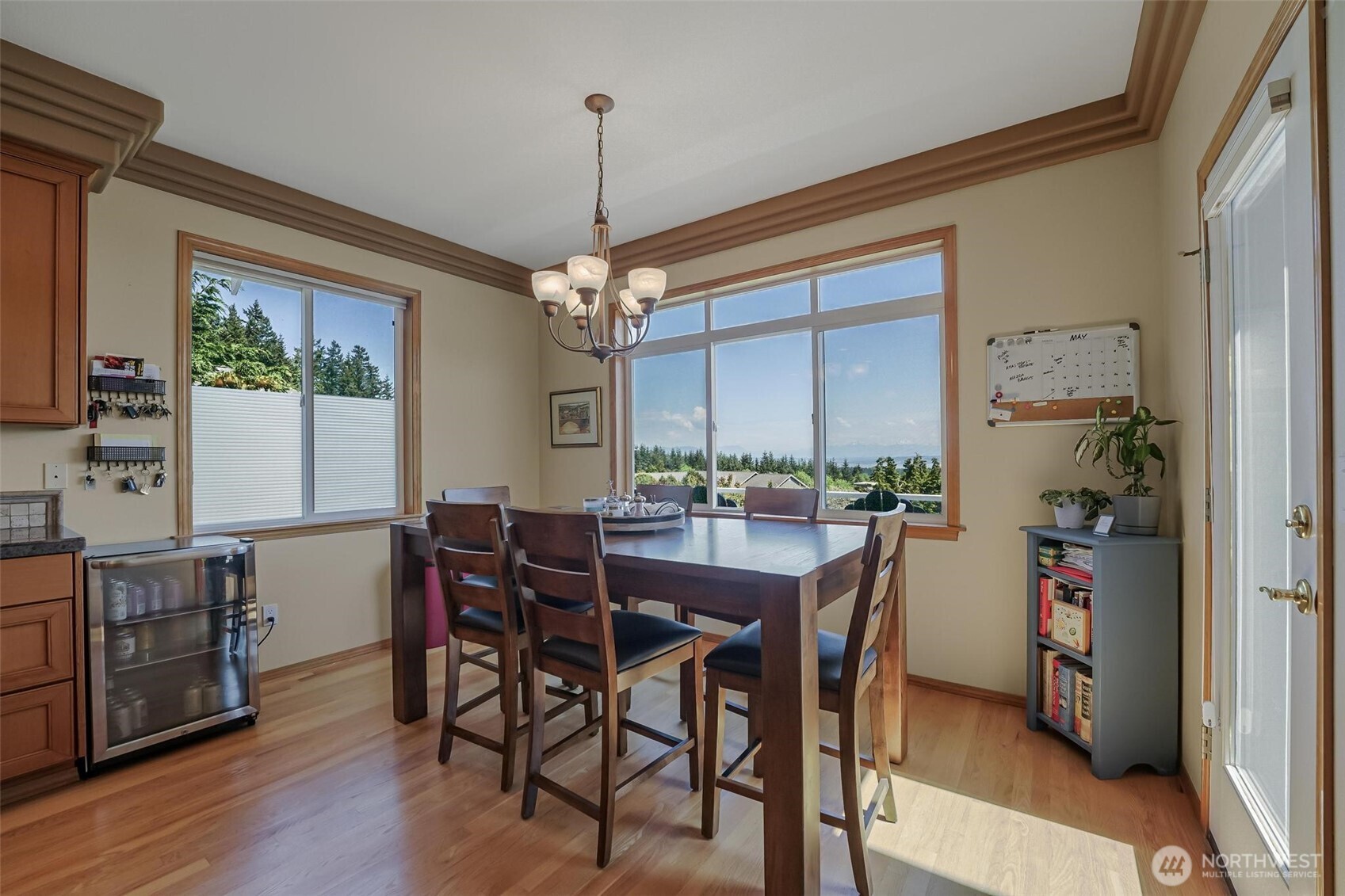 108 Glacier Peak Drive Property Photo 9