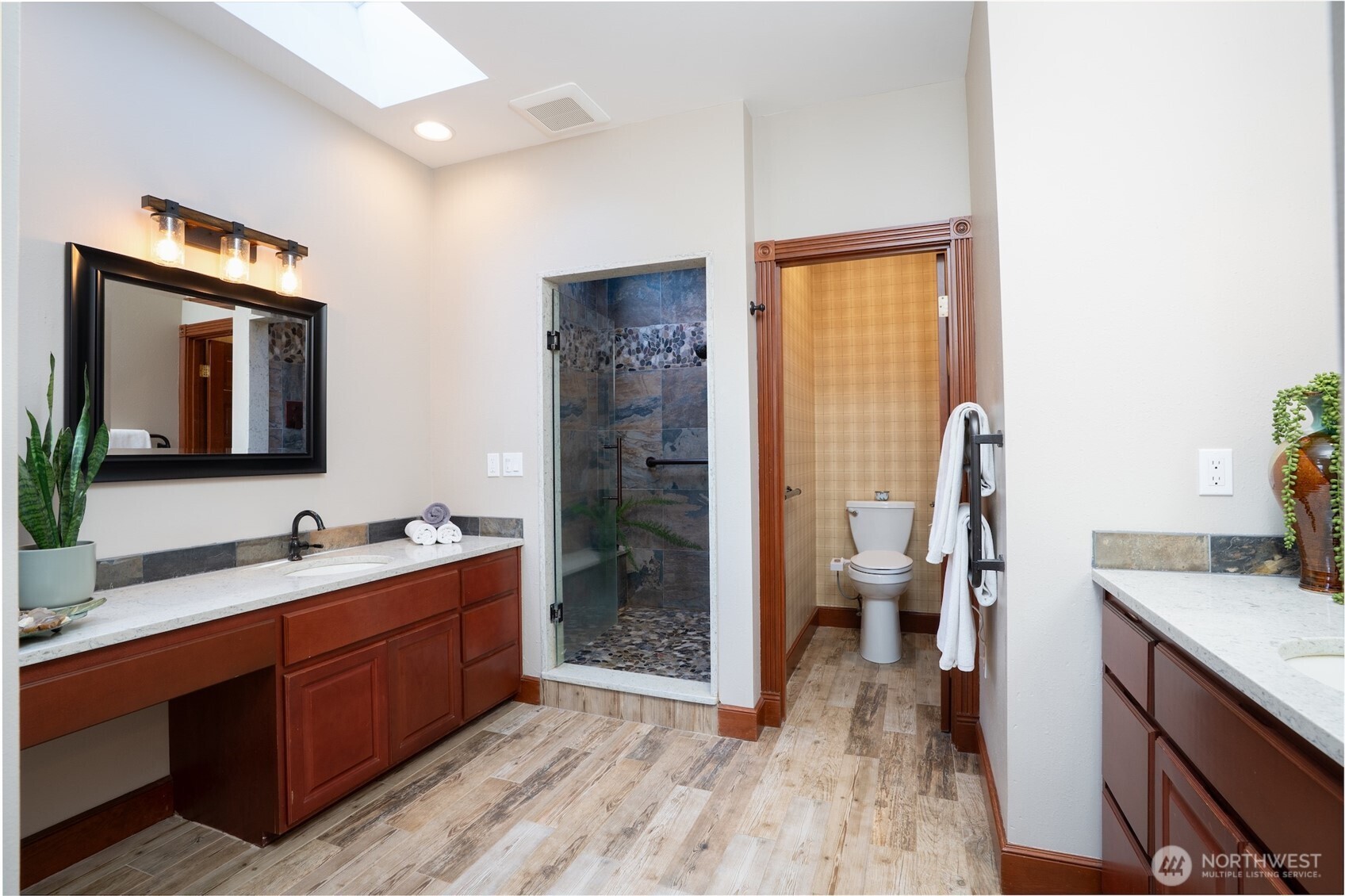 7012 Key Peninsula Highway Property Photo 15