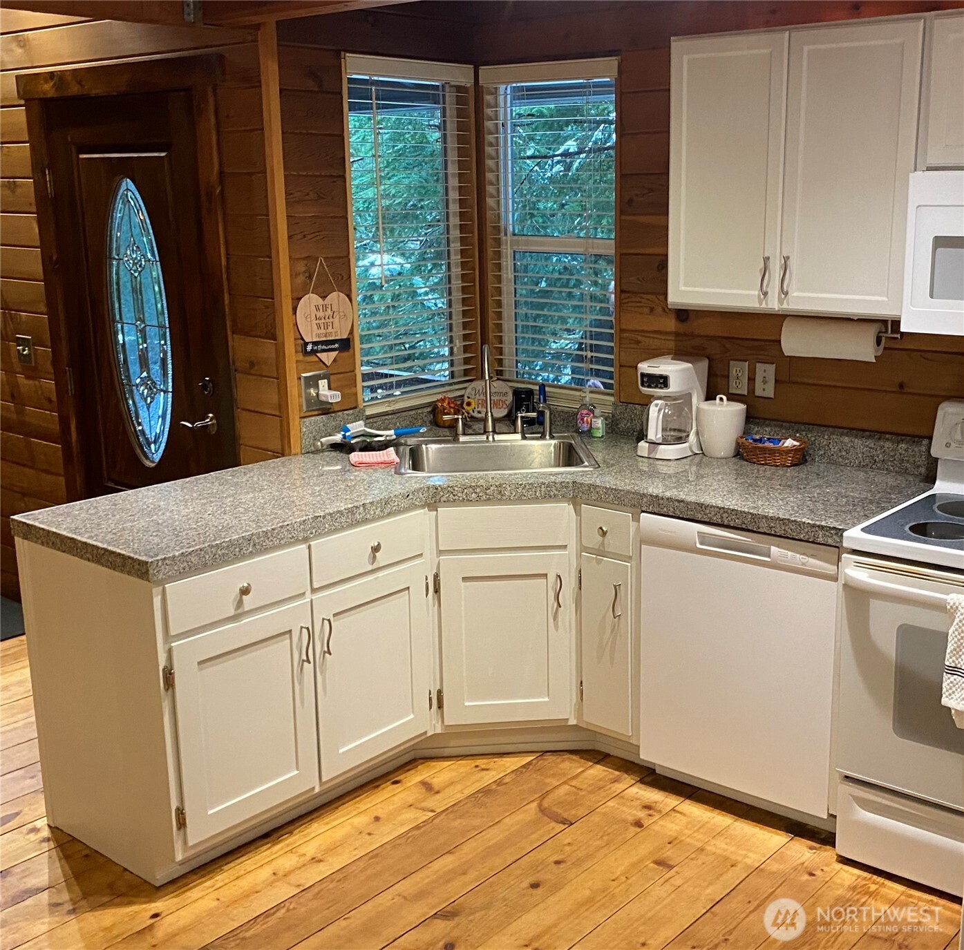 16726 Mountain Side Drive Property Photo 10