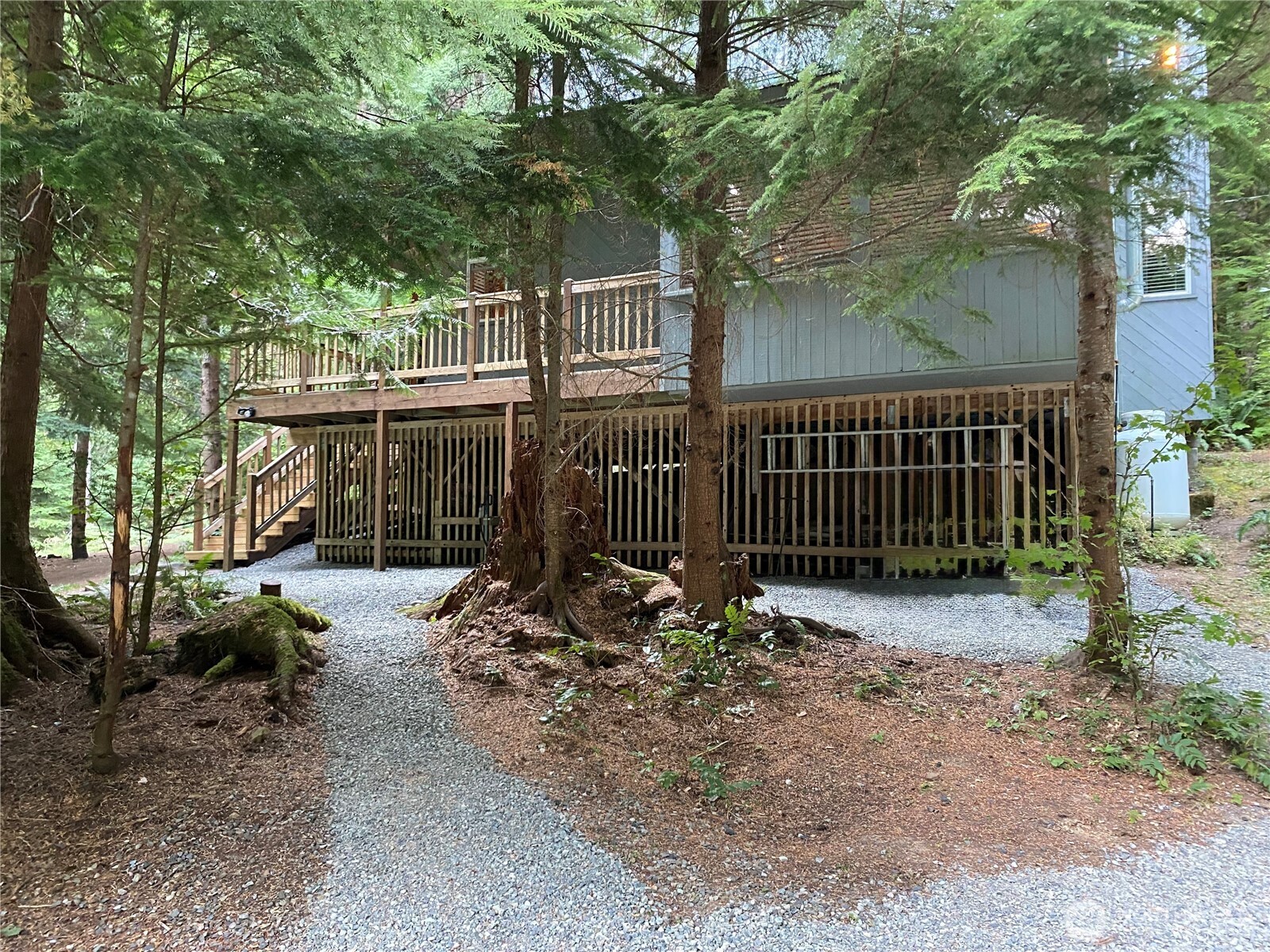 16726 Mountain Side Drive Property Photo 29