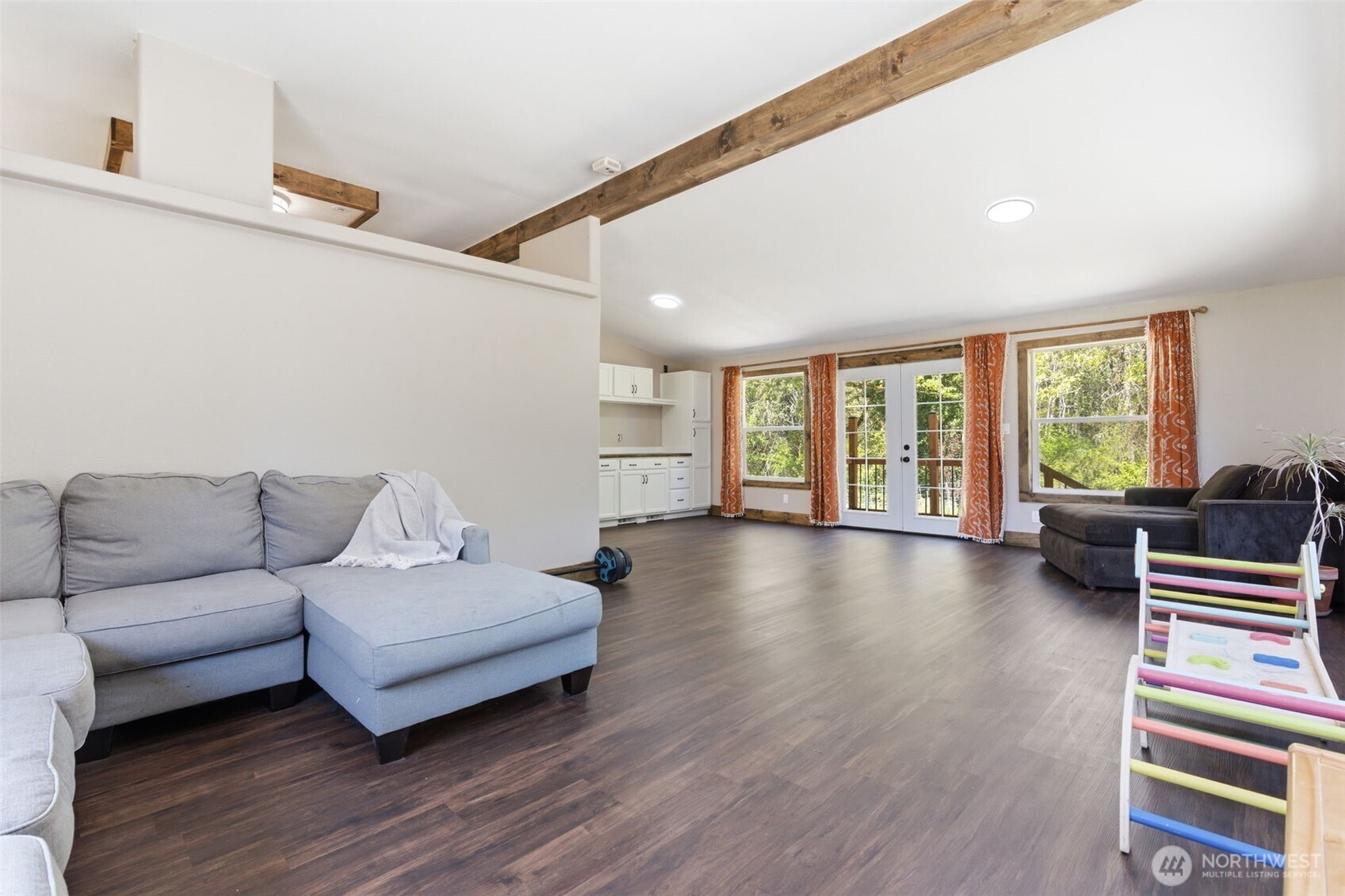 490 Coma Road Property Photo 12