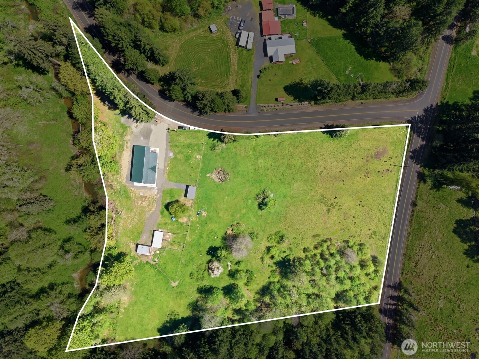 490 Coma Road Property Photo 34