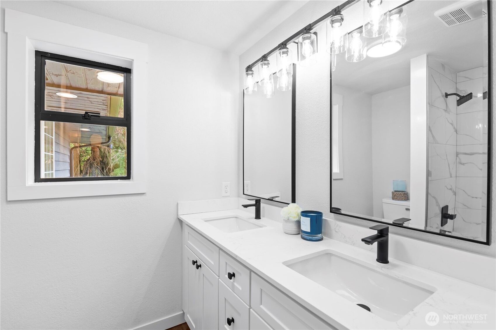 940 Hoppy Trail Way Property Photo 20