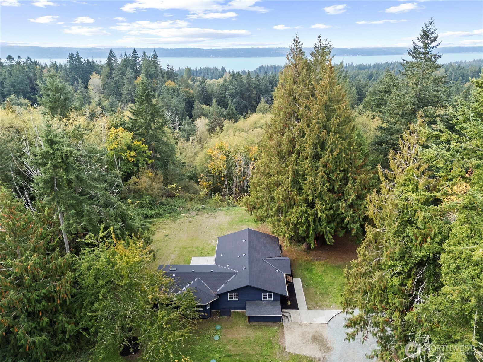 940 Hoppy Trail Way Property Photo 32