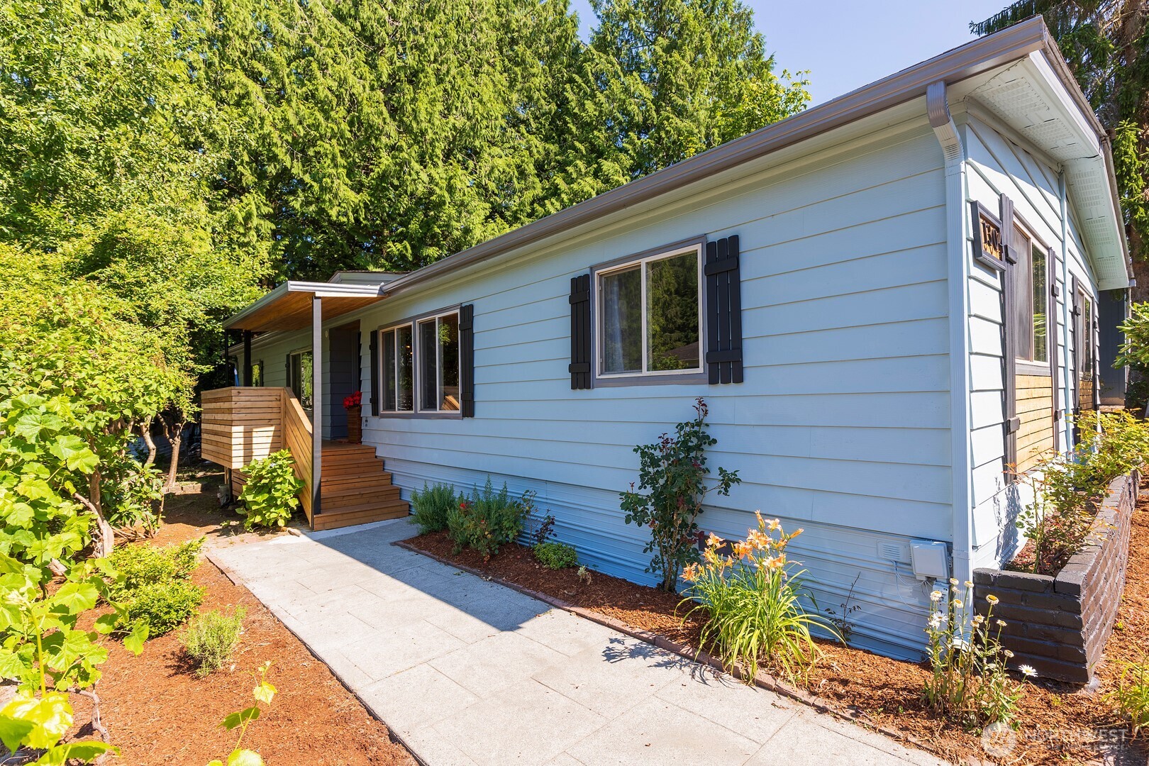 1304 93rd Avenue Property Photo 1