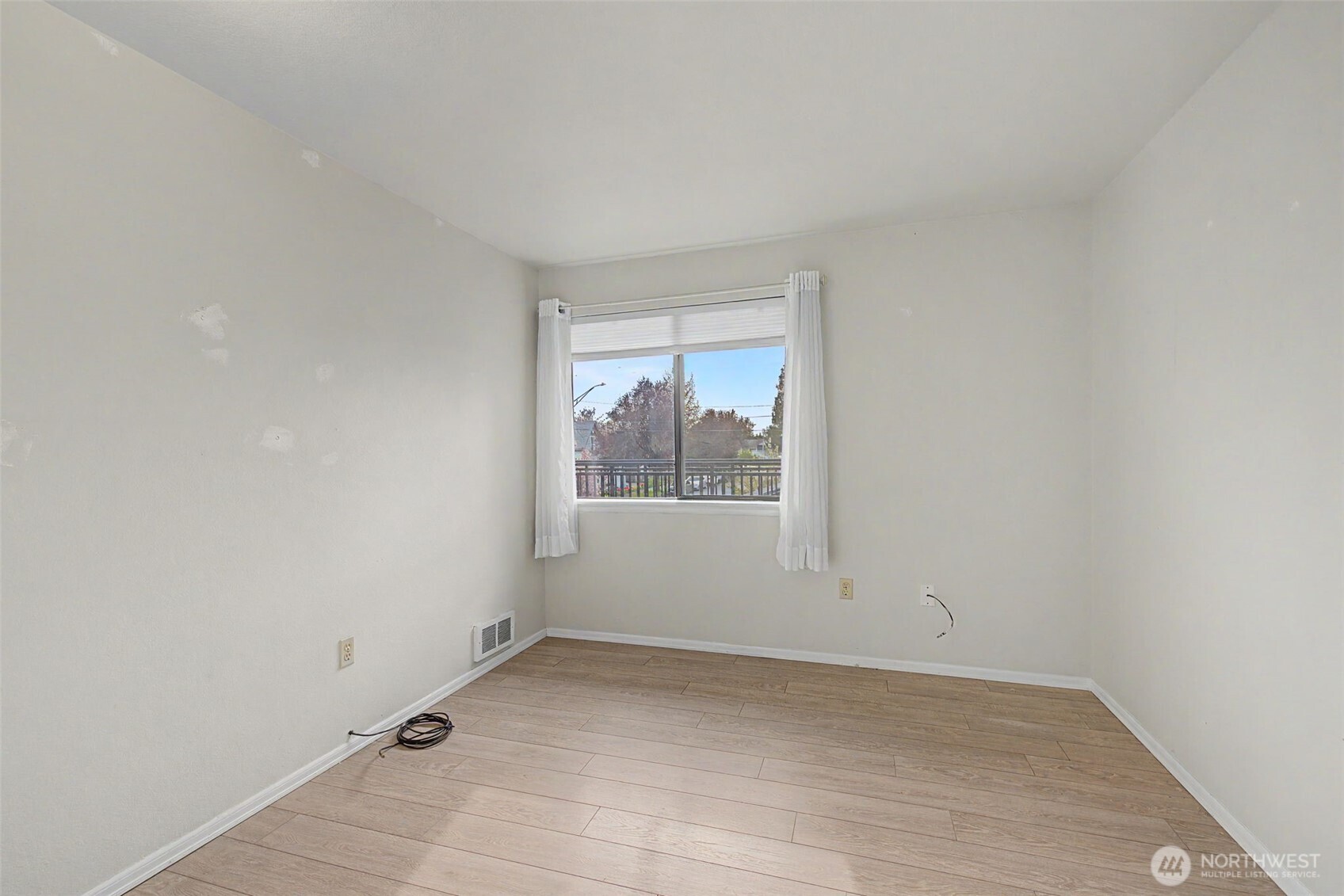 101 Pine Avenue 303 Property Photo 8