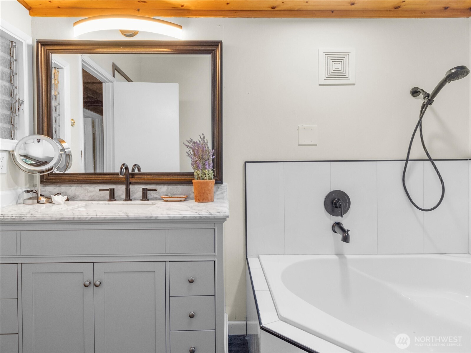170 E Camus Drive Property Photo 25