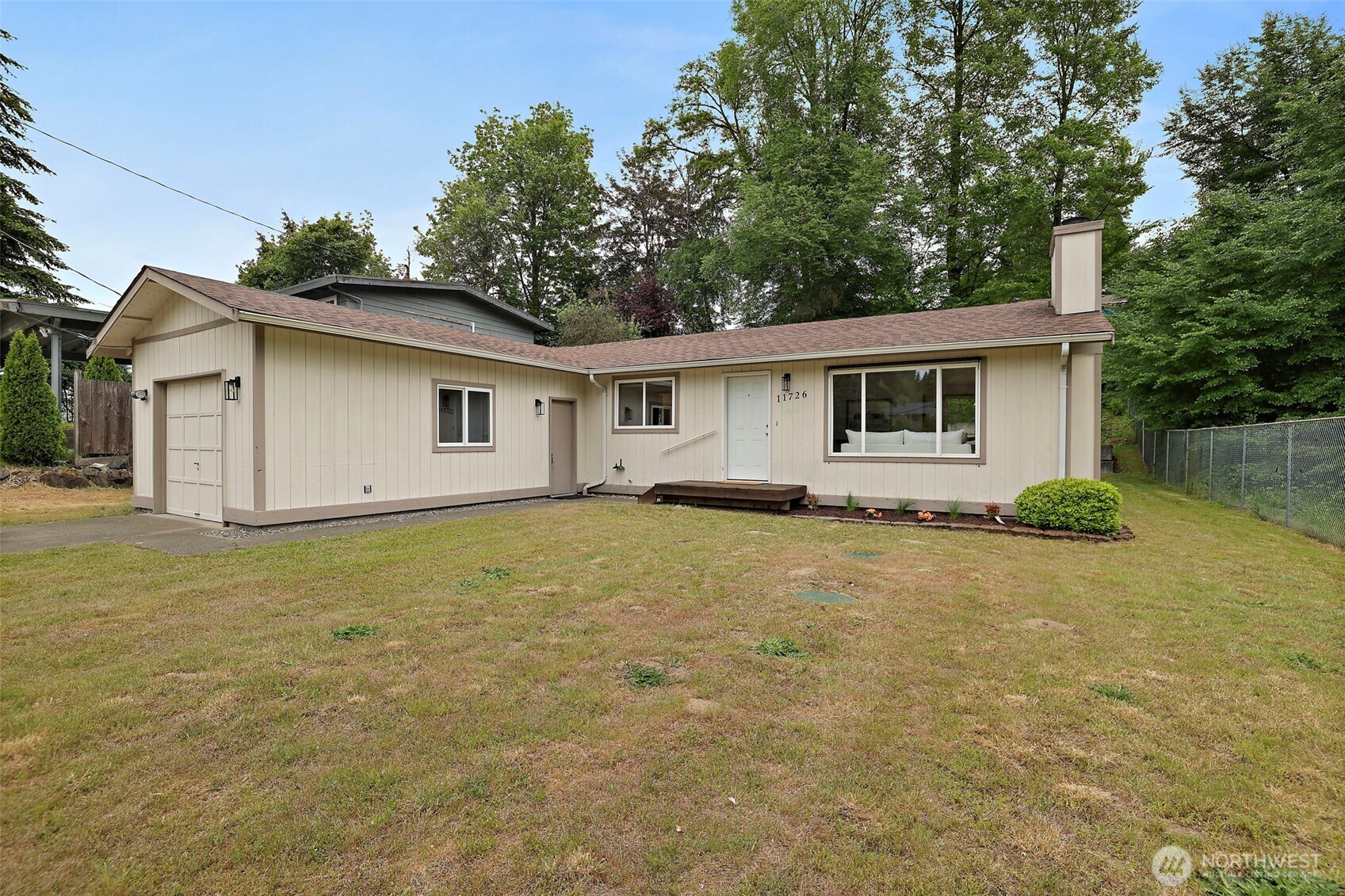 11726 8th Avenue Property Photo 27