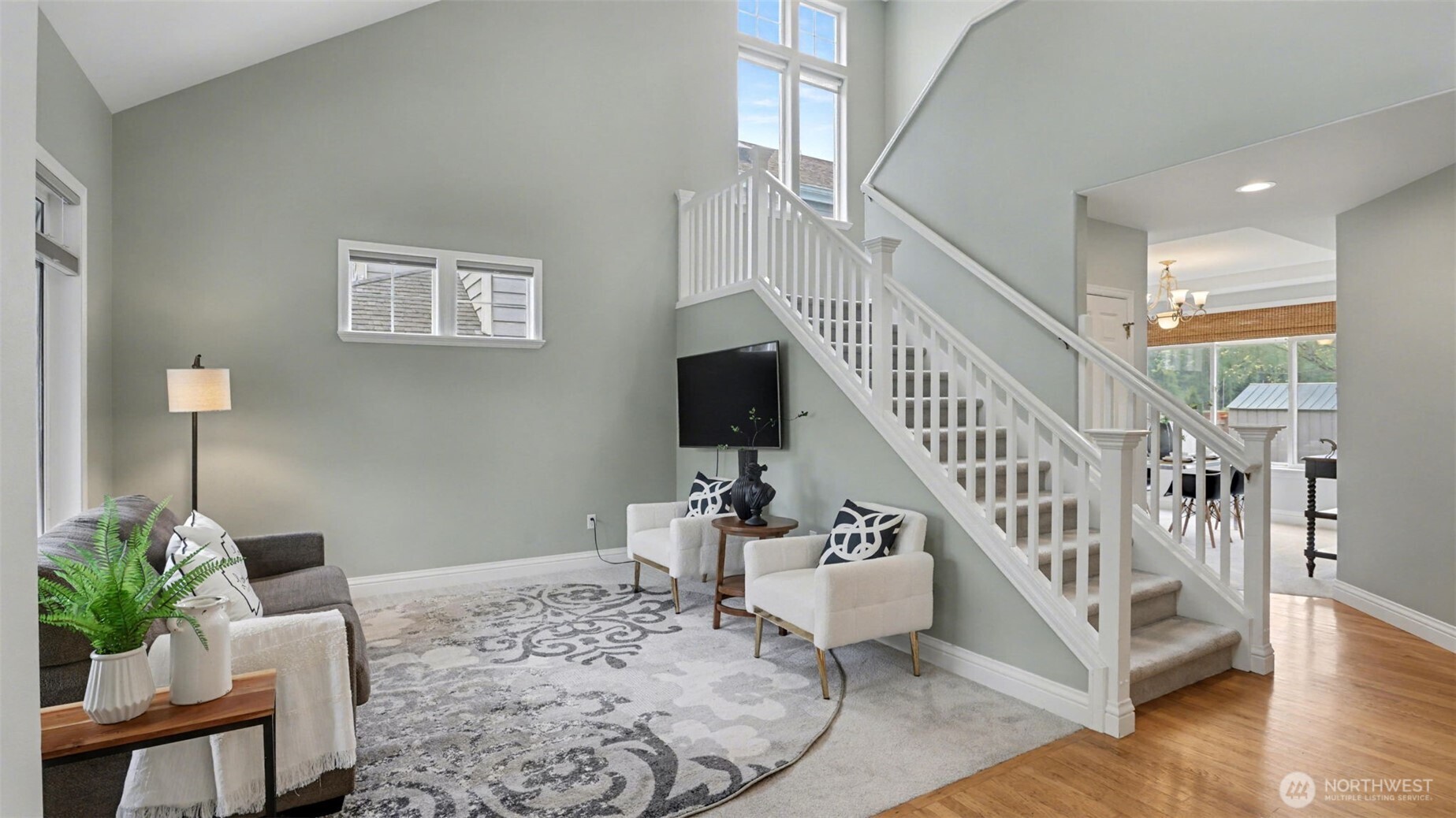 18637 172nd Place Property Photo 3