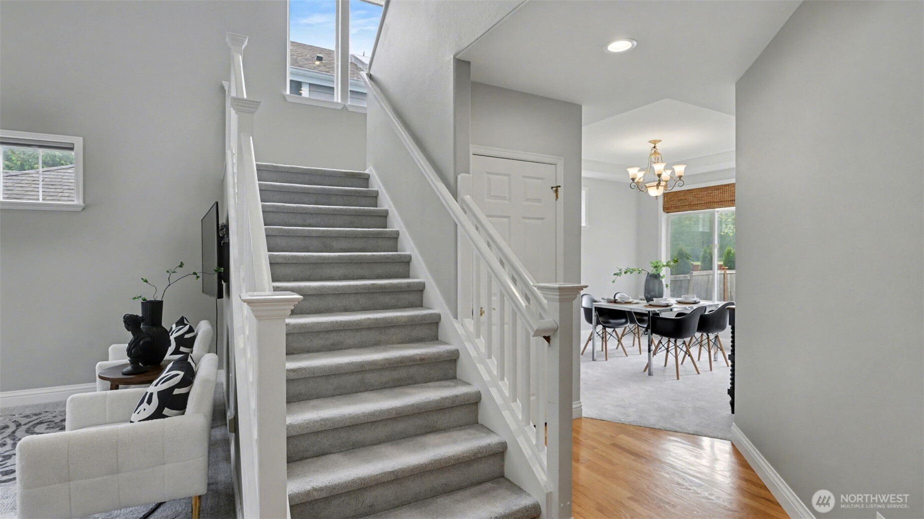 18637 172nd Place Property Photo 6