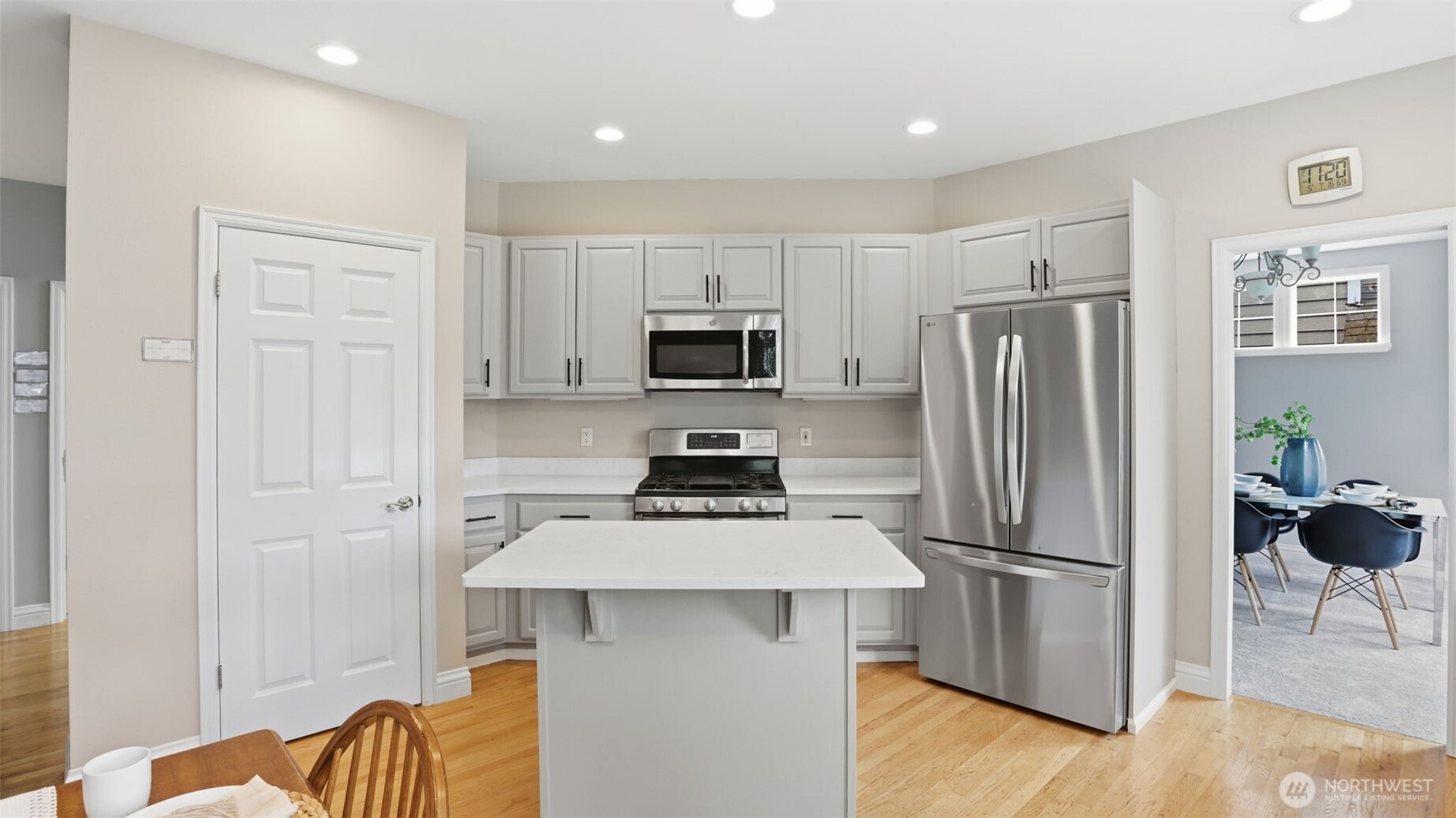 18637 172nd Place Property Photo 10