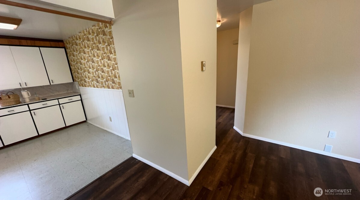 521 & 523 Boulevard Road Property Photo 10
