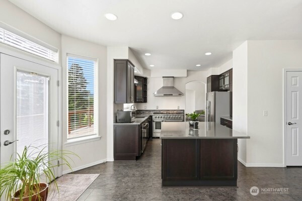 24064 Walker Valley Road Property Photo 12