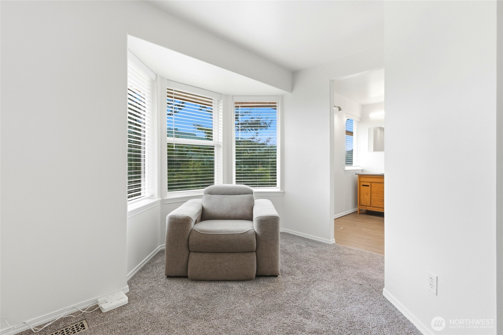 24064 Walker Valley Road Property Photo 23