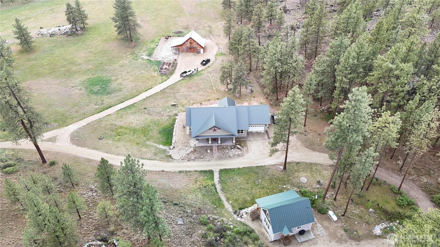 53 Cape Labelle Road Property Photo 8