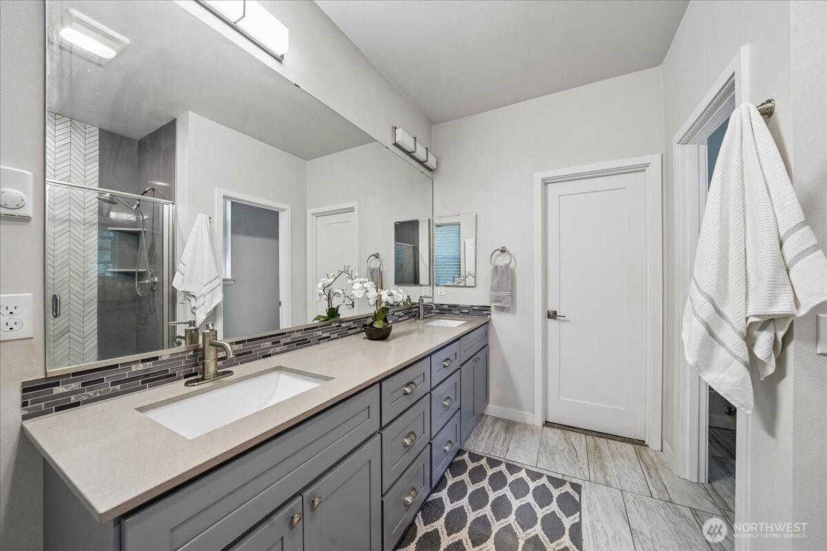 11714 Lake Place Property Photo 25