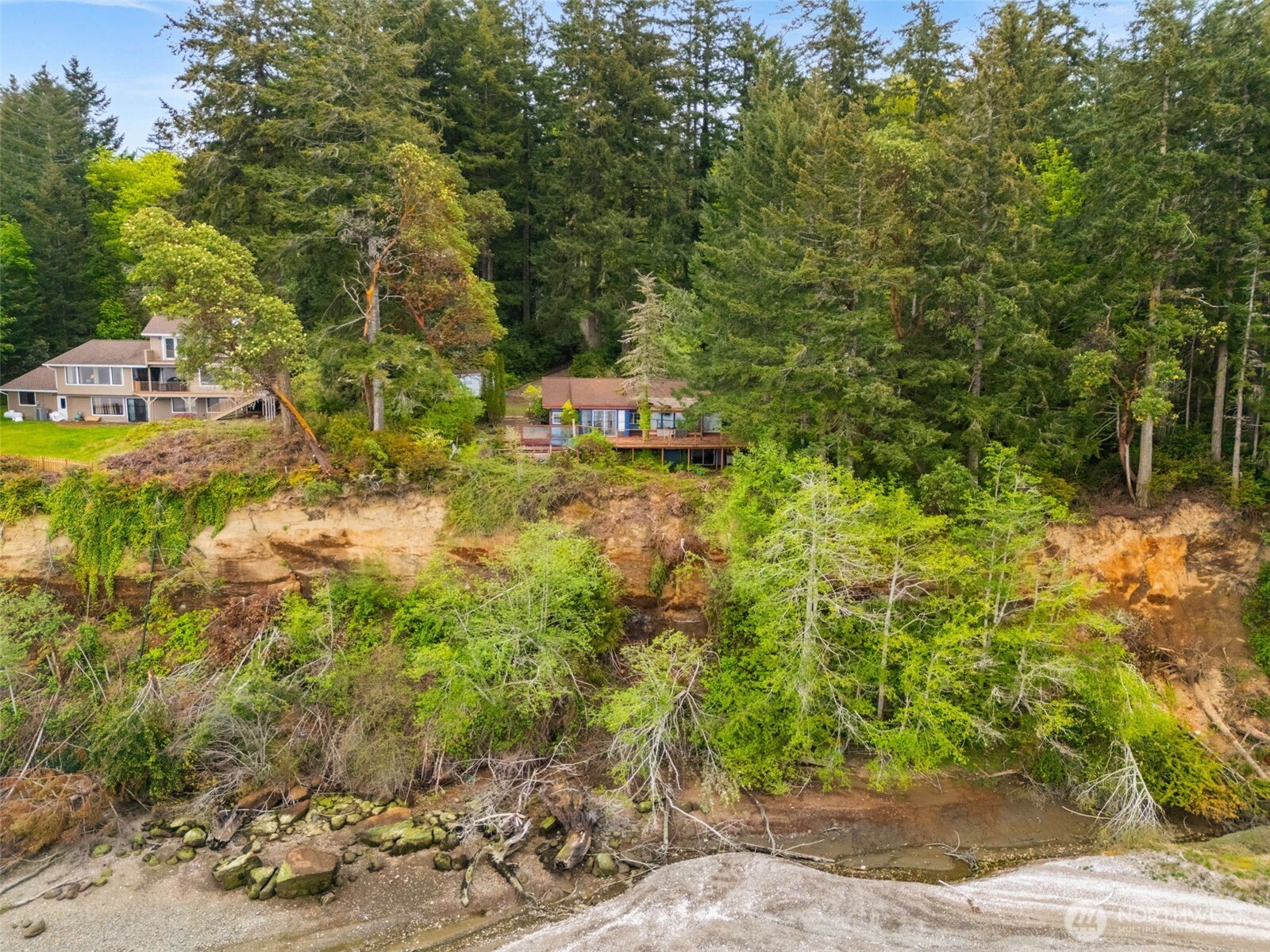 6105 Elizan Drive Property Photo 6
