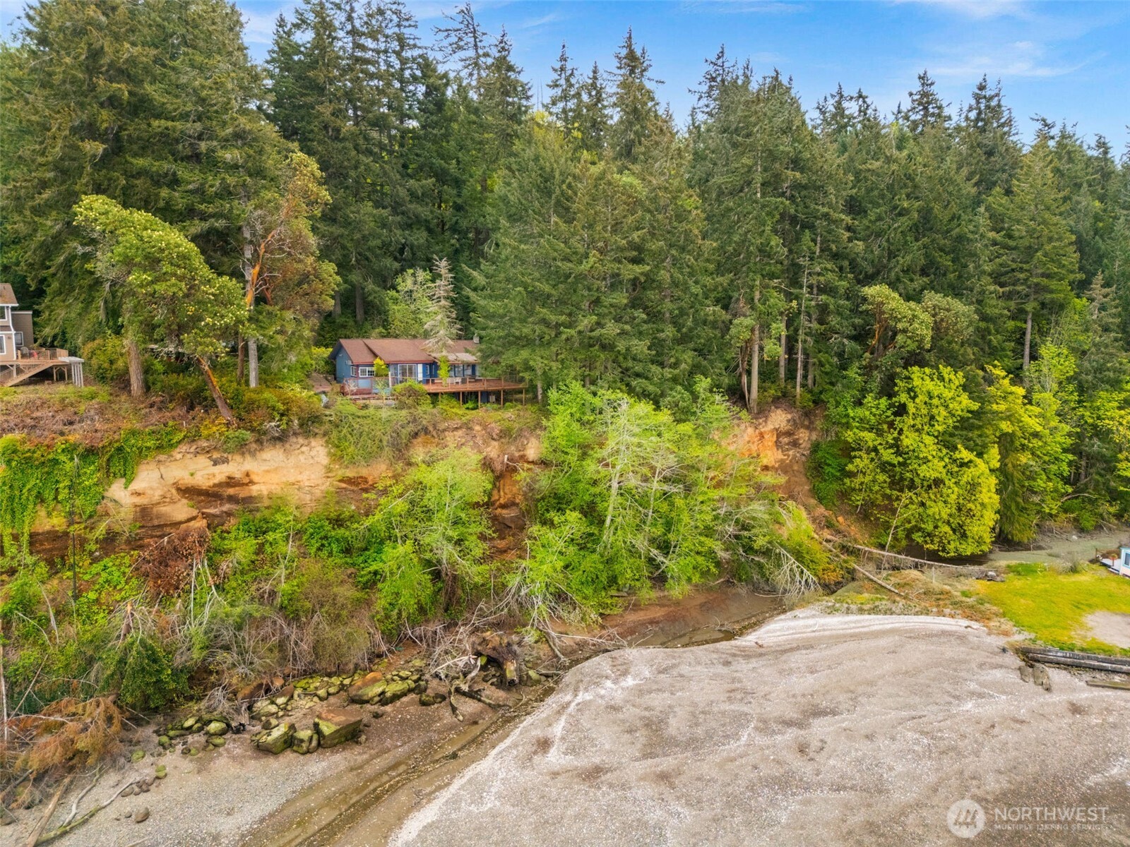 6105 Elizan Drive Property Photo 7