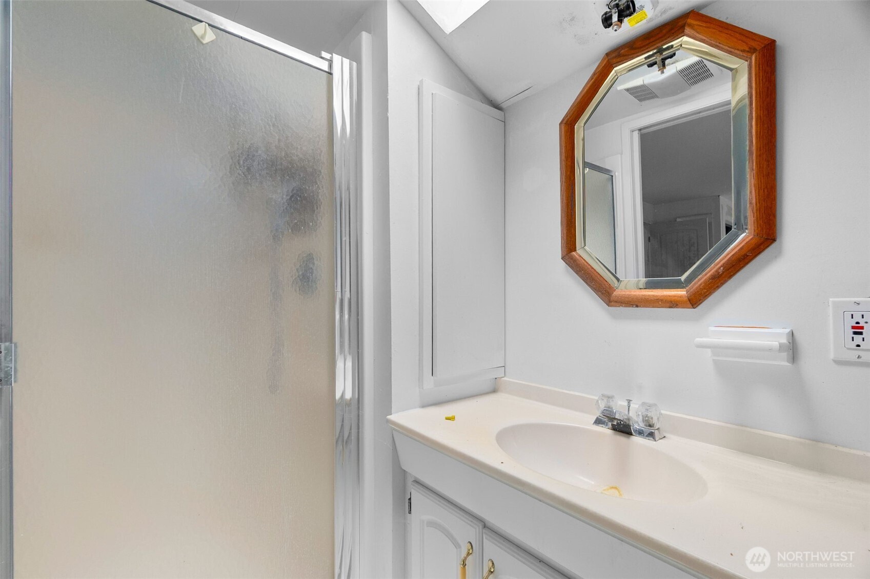6105 Elizan Drive Property Photo 20