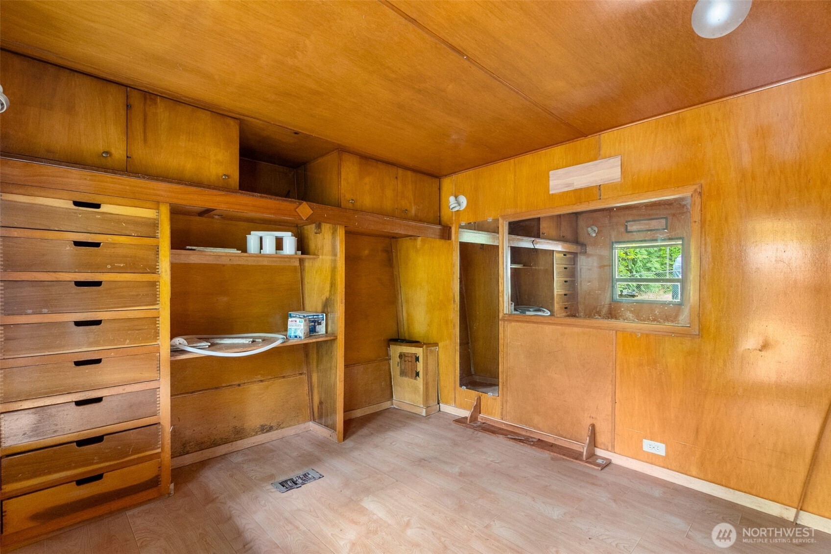 6105 Elizan Drive Property Photo 32