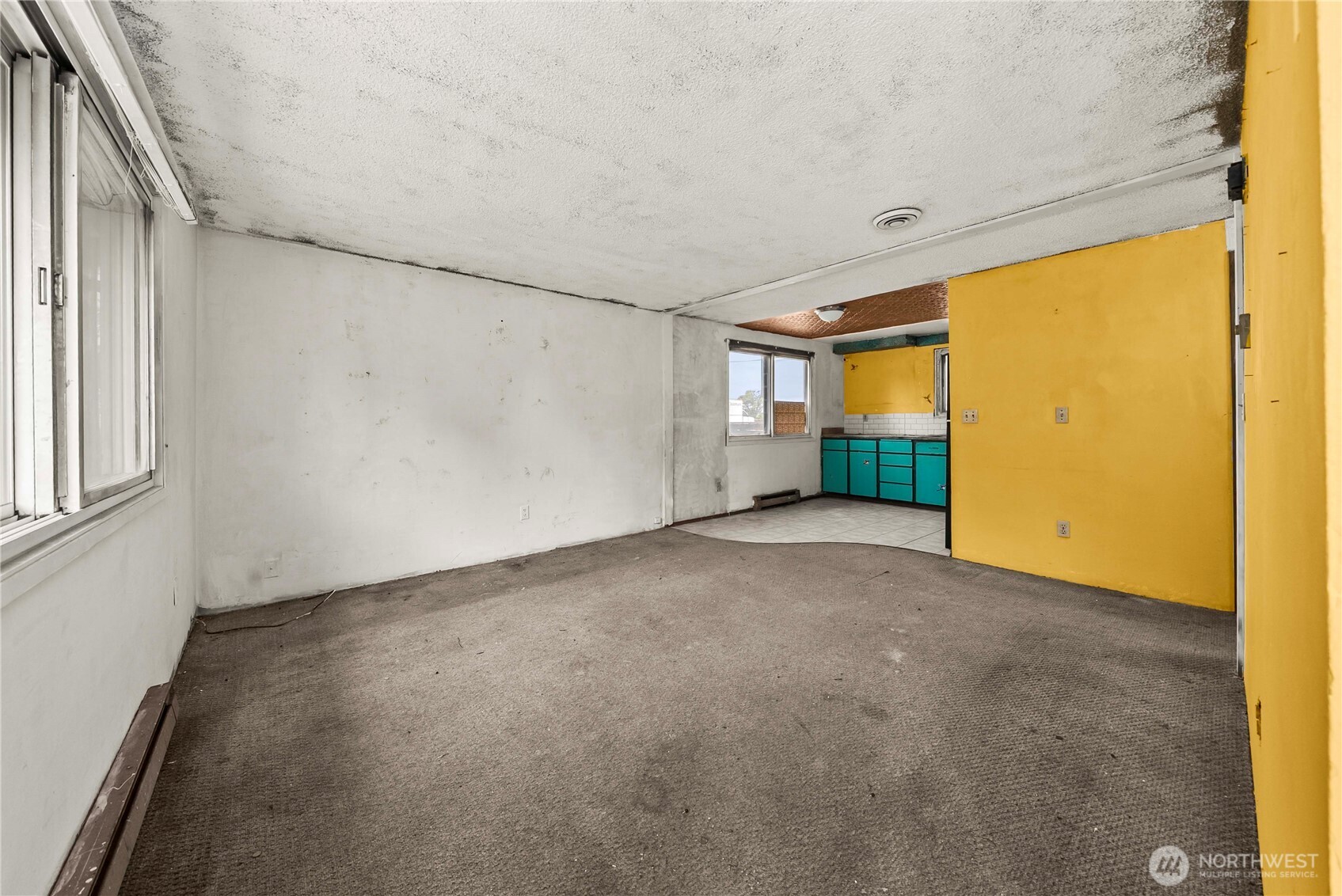 6919 Carleton Avenue Property Photo 18