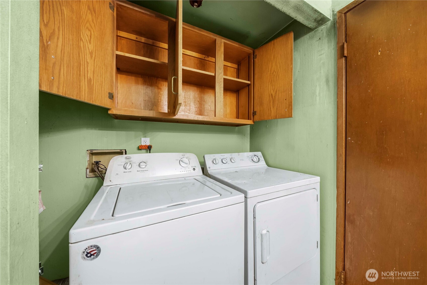 6919 Carleton Avenue Property Photo 30