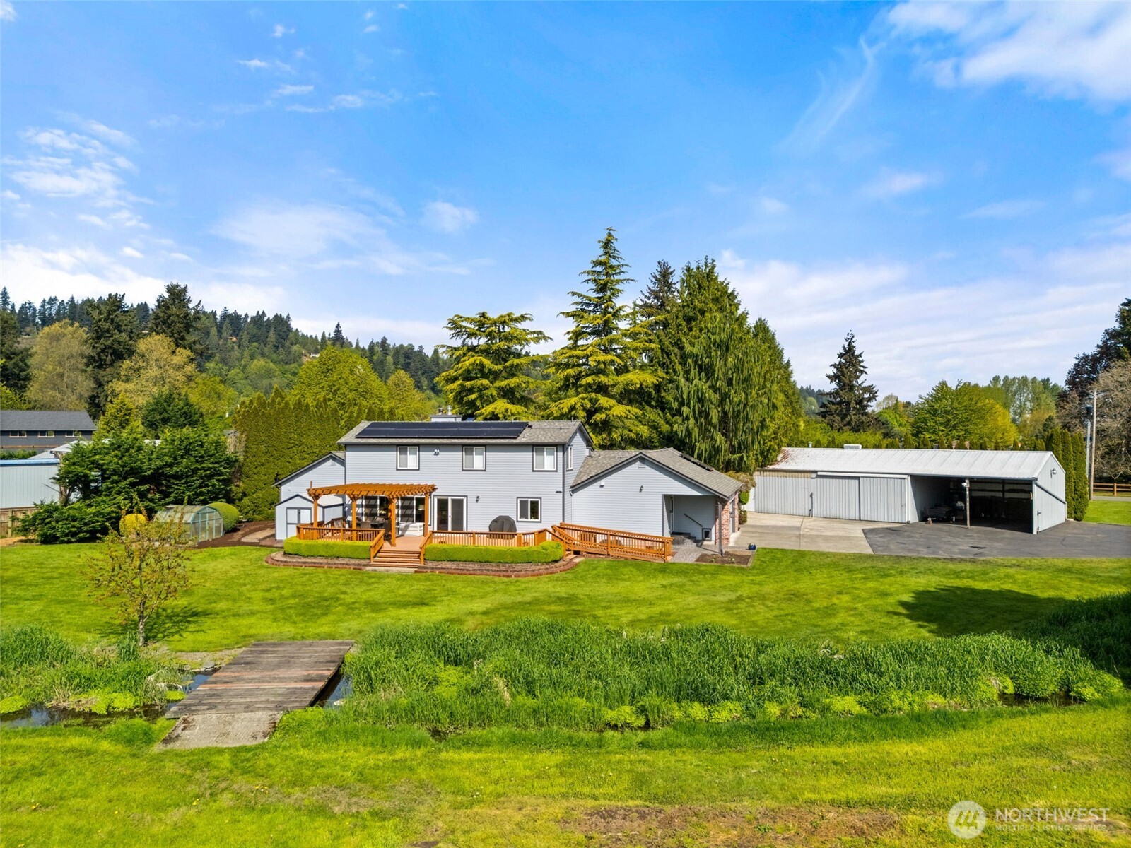 15210 106th Street Property Photo 2