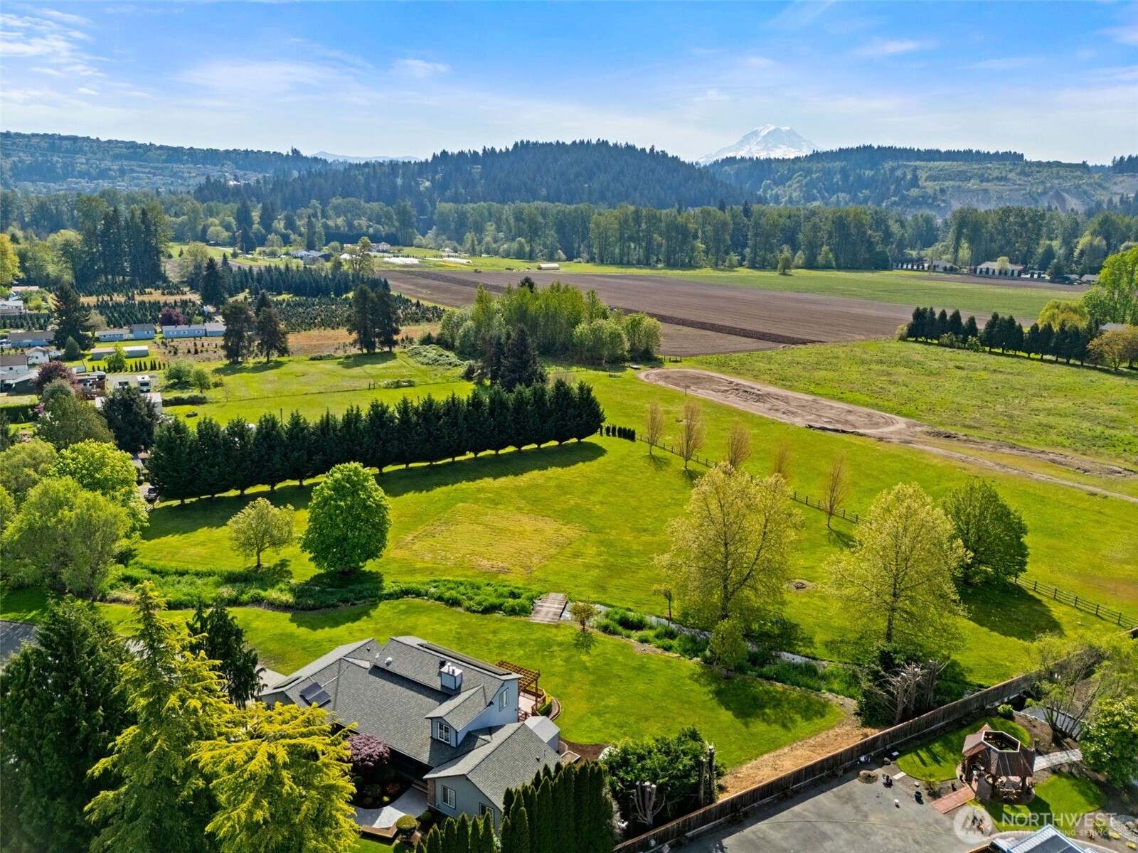 15210 106th Street Property Photo 6