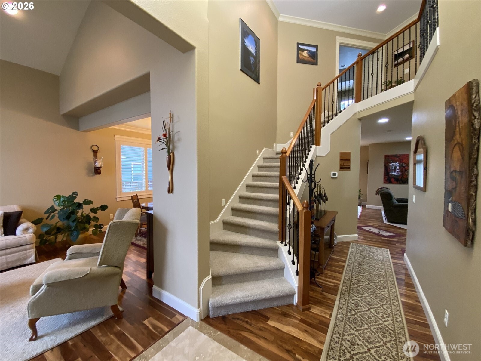 545 E 18 Street Property Photo 5