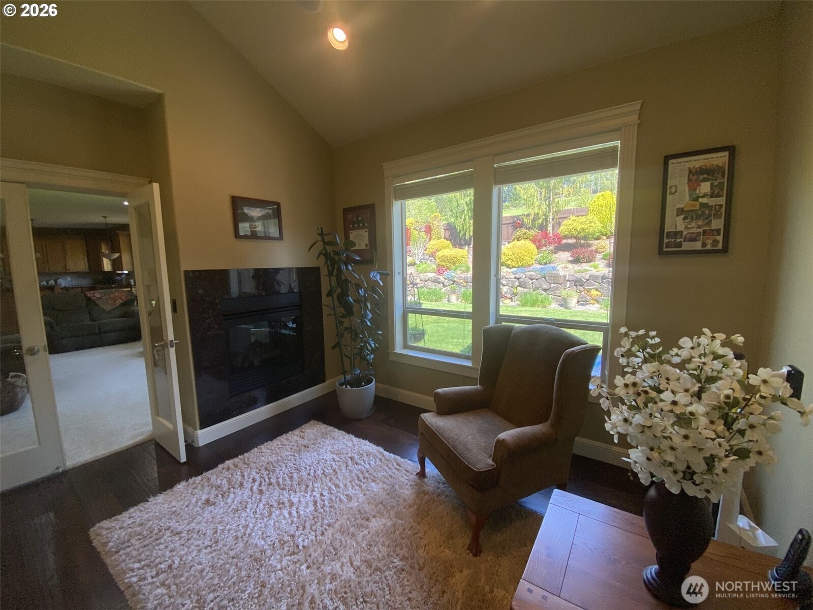 545 E 18 Street Property Photo 10