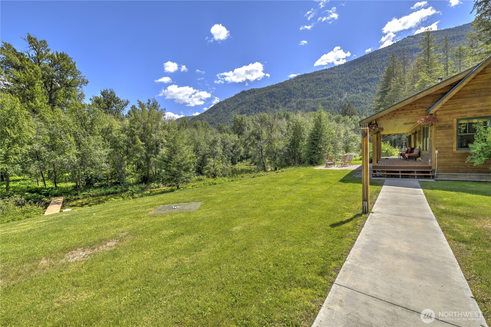 19 Two Rivers Road Property Photo 1